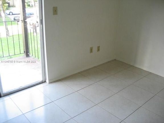 3rd image of 10776 N Kendall Dr APT F20