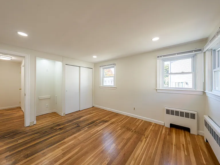170 Seminole Ave — Photo 7