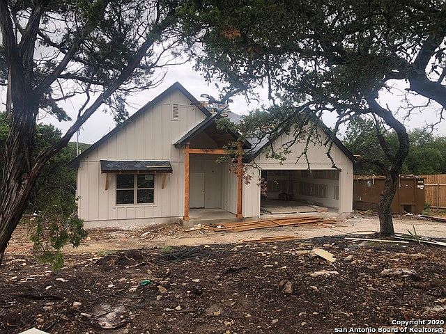 2nd image of 1245 Desiree St