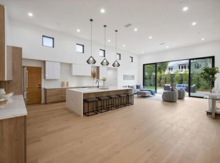 810 Seabright Ln, Solana Beach, CA 92075