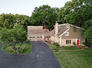 7531 Chouteau St, Shawnee, KS 66220