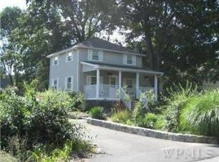 25 Adams Rush Rd, Cortlandt Manor, NY 10567