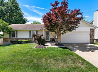 6410 Star Buck Dr, O'Fallon, MO 63368