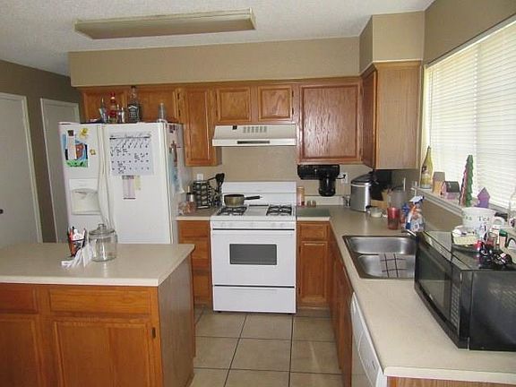 4th image of 4165 Stinwick Ln