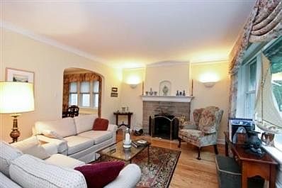 2nd image of 6309 N Le Mai Ave
