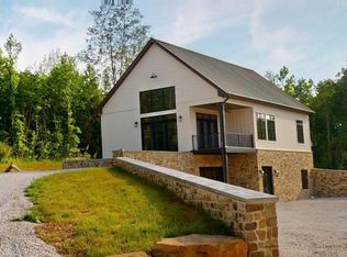 5925 S Kyana Rd, Birdseye, IN 47513