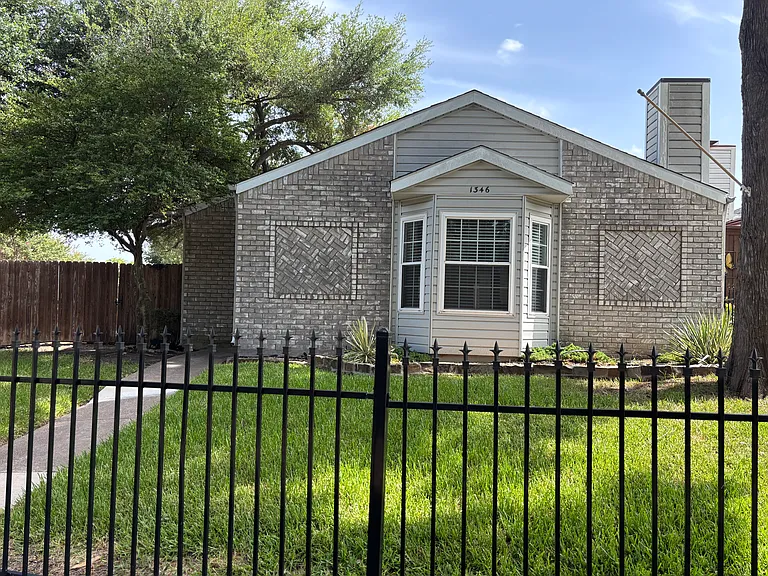 1346 High Plains Dr — Photo 9