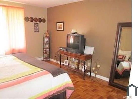 2nd image of 94 Maple Tree Ave APT D2