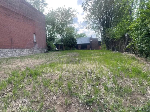 3173 Minnesota Ave, Saint Louis, MO 63118