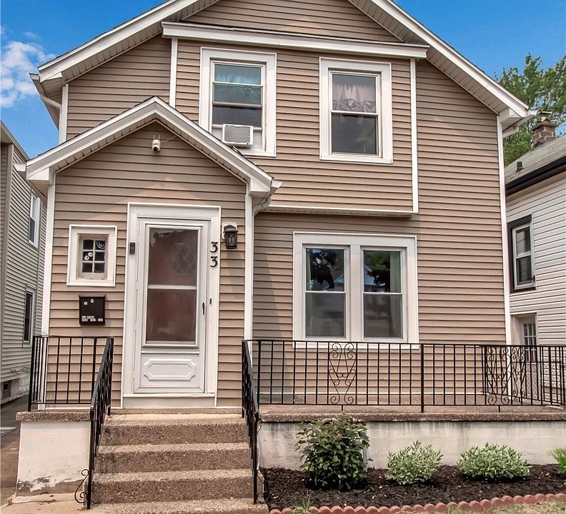 1st image of 33 Dakota St