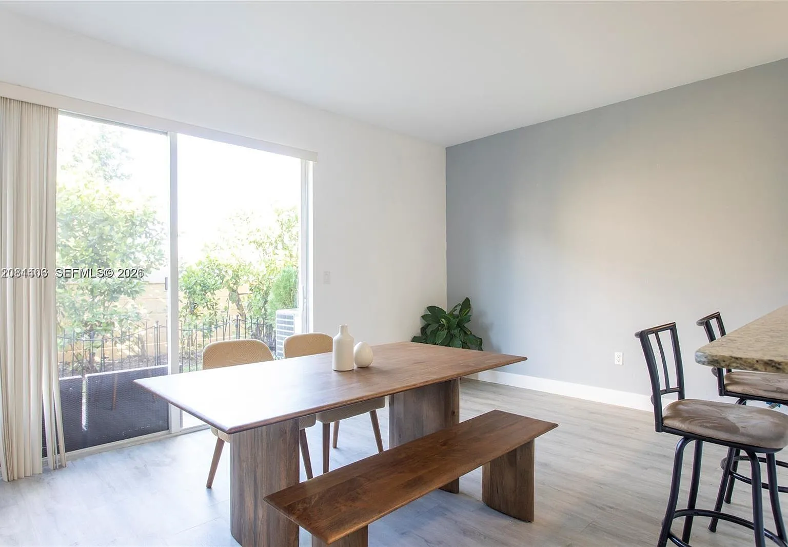 Village Walk Condo — Photo 4