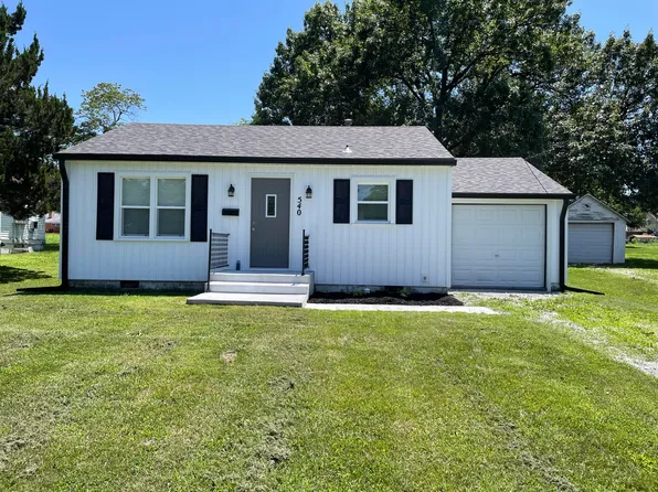 540 E Yerby St, Marshall, MO 65340