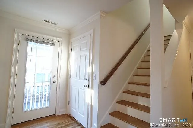 2 bed, 2.0 bath, 1350 sqft, $2,950 — Photo 3
