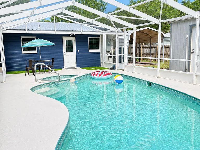 1846 Orange Tree Dr — Photo 2