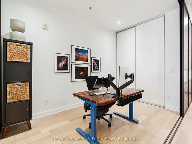 8 Dovercourt Rd #207 — Photo 18