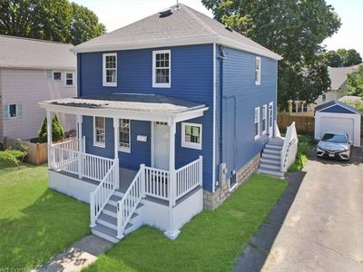 61 Poplar St, Danvers, MA, 01923