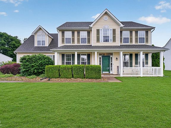 2nd image of 6844 Russet Dr