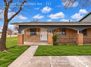 311 E San Antonio Ave #112, Boerne, TX 78006
