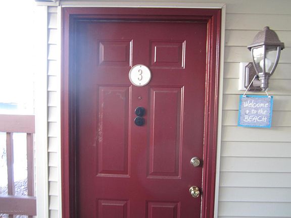 4th image of 231 Fremont Ave #A3