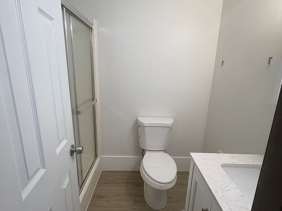2nd image of 407 Duquesne Ave APT C