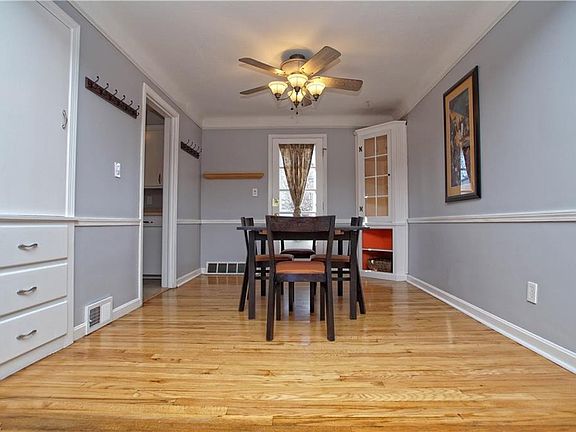 4th image of 1520 Curry Dr