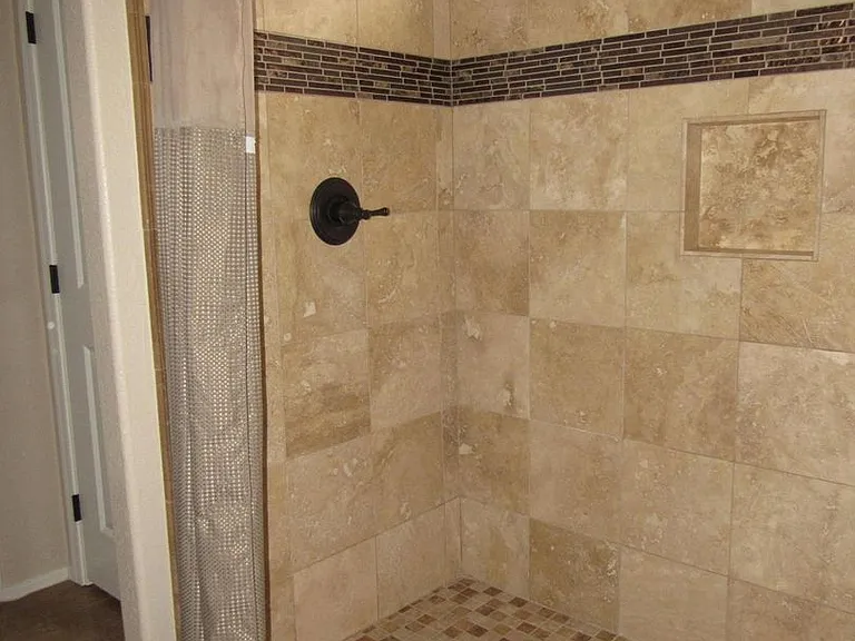 102 W Gail Dr — Photo 14