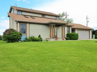 280 East Ave, Waldo, WI 53093