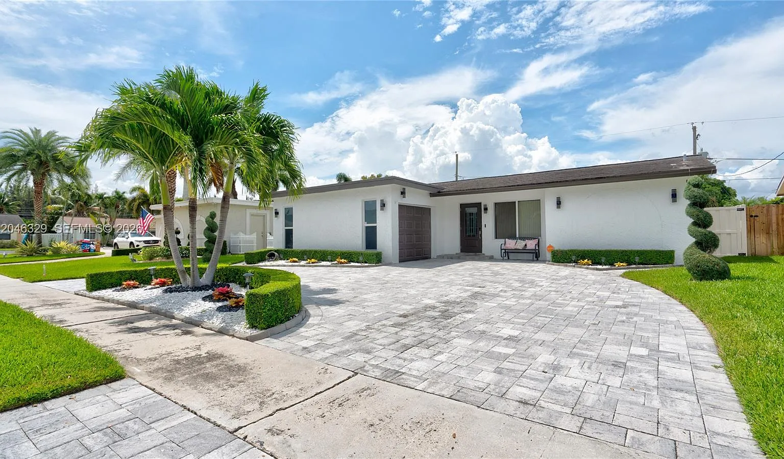 3 bed, 1652 sqft, $4,499 — Photo 1