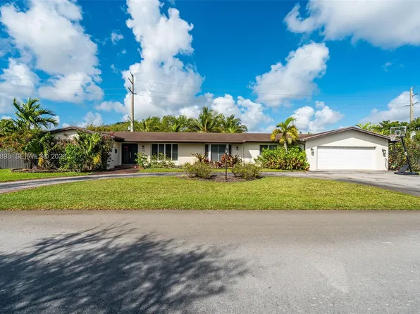 8700 SW 83rd Ct, Miami, FL 33143