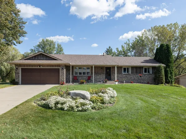 13420 Fairlawn Ct, Apple Valley, MN 55124