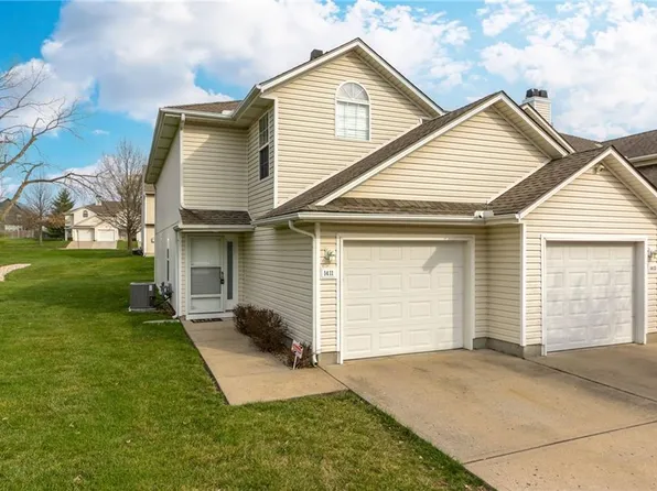 1411 SE Norwood Dr, Lees Summit, MO 64081