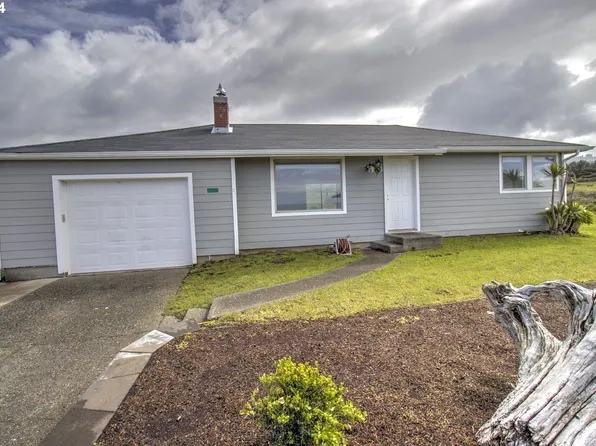 93902 Knox Ln, Gold Beach, OR 97444