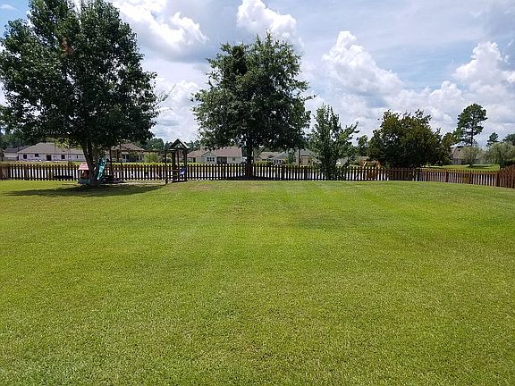 5th image of 67 Silver Bluff Dr