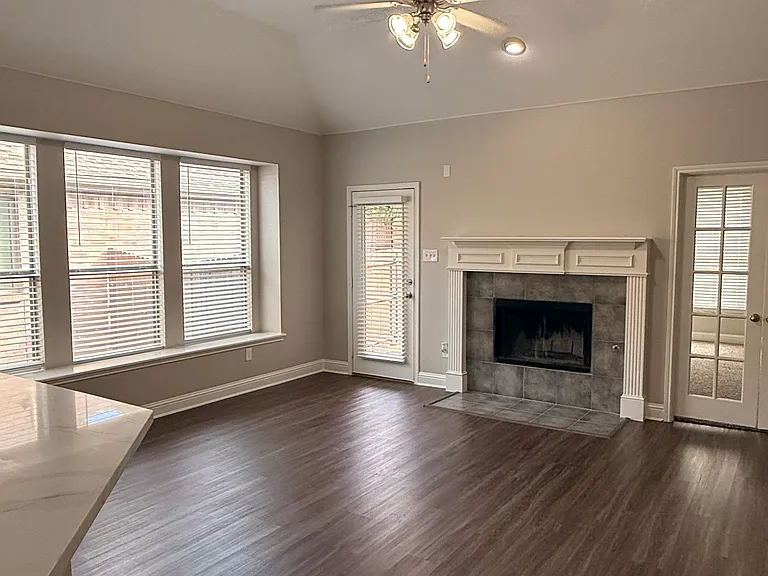 3105 Whispering Pine Blvd — Photo 4
