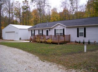 14235 Tamarack Dr, Cheboygan, MI 49721