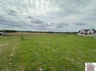 204 S Deerfield Dr, Princeton, KY 42445