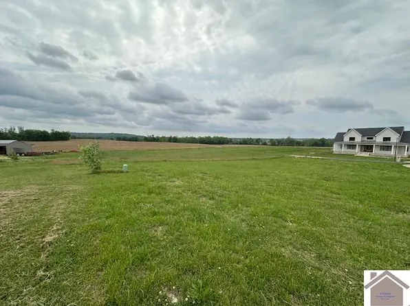 204 S Deerfield Dr, Princeton, KY 42445