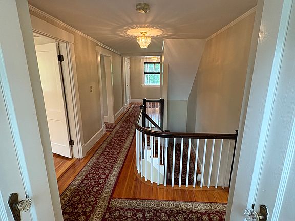 4th image of 71 North Rd #2