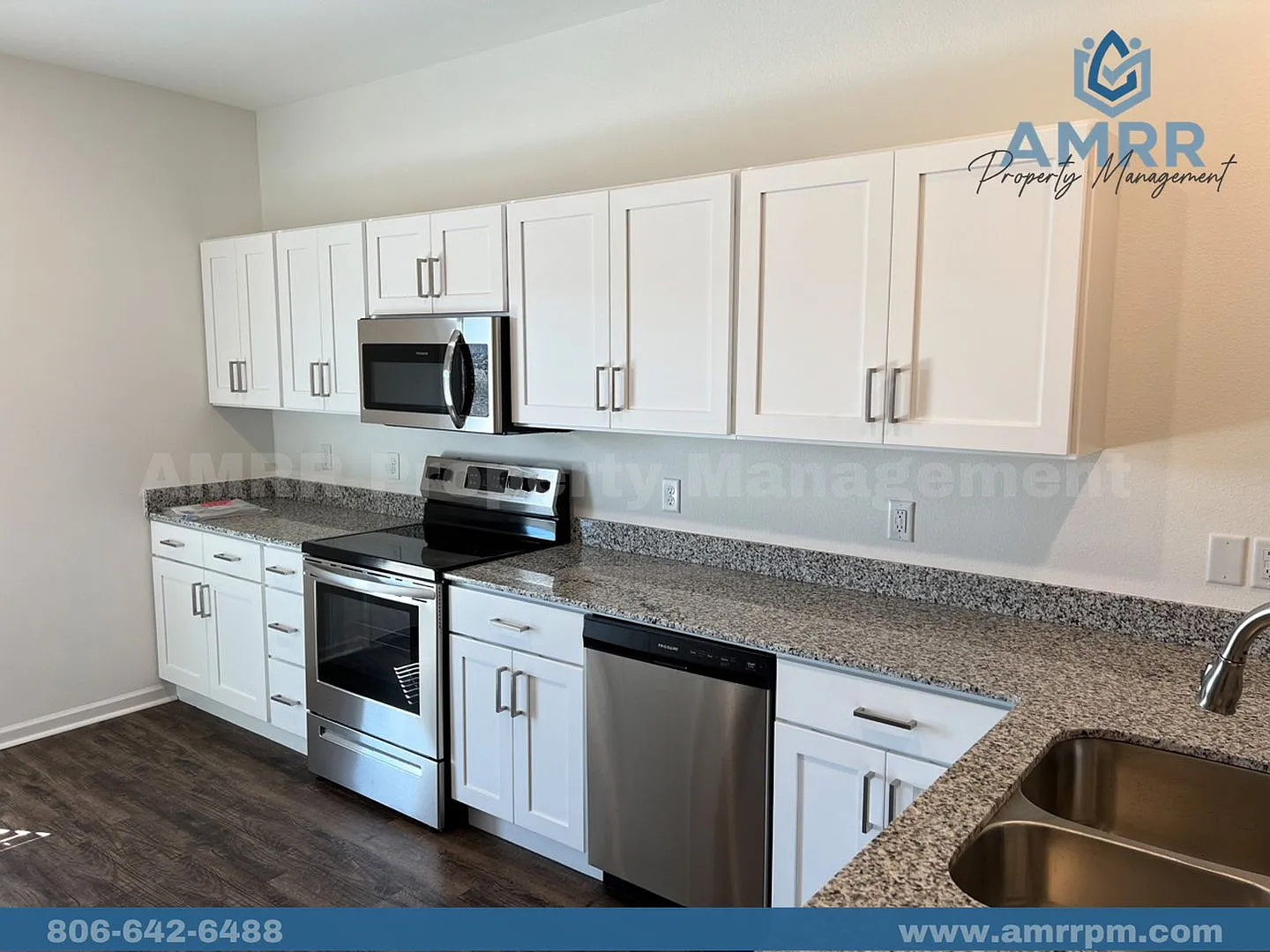 New 3 Bedroom Townhome In Duenweg! — Photo 4