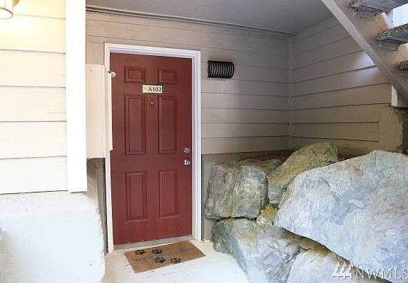 2nd image of 15230 SE 43rd Ct #102