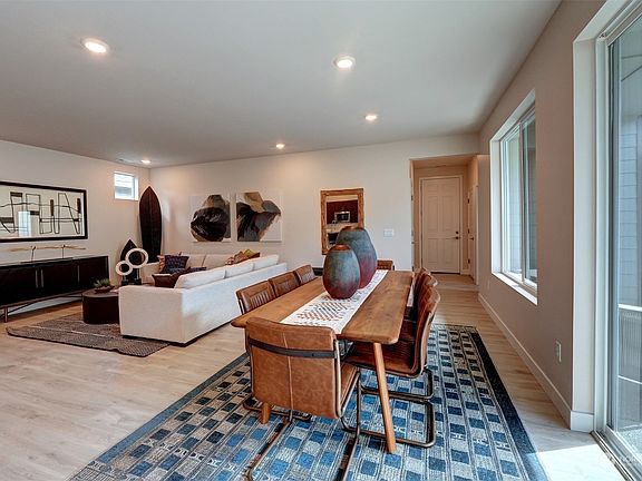 4th image of 15011 206th Avenue Ct E #1353