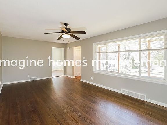 2nd image of 5701 N Amoret Ave