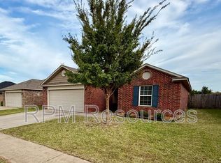 2816 Cider Mill Ln, Yukon, OK 73099