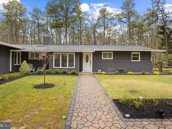 8 Sawmill Rd, Medford, NJ 08055