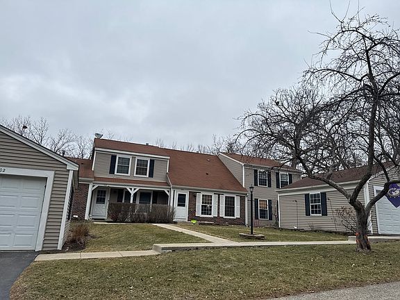 3rd image of 104 Hickory Ln