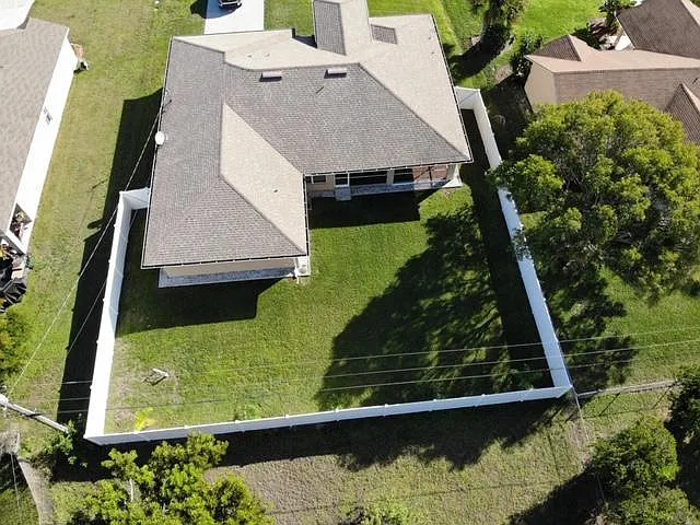 3002 SW 1st Ave — Photo 2