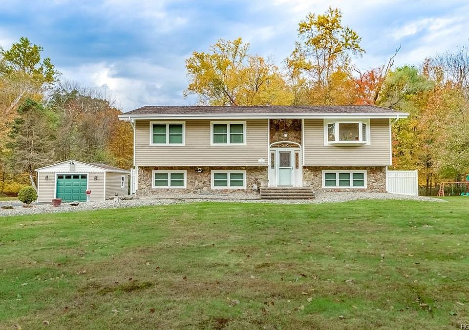 1st image of 31 N Lorna Ln
