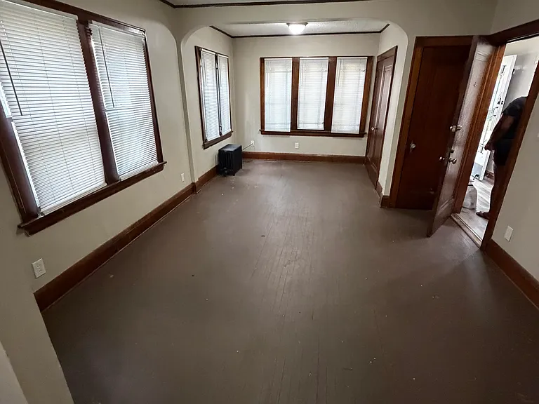 598 Blaine Ave #2 — Photo 2