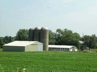 17419 Hebron Rd, Harvard, IL 60033