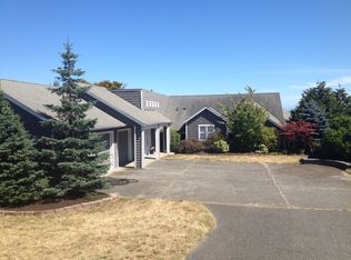 33 Jacks Pass Ct, Camano Island, WA 98282
